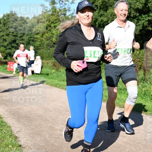 27.09.2026 - 35. Volkslauf durch das schöne Alstertal Dr. Thomas Lammeyer http://msf.ph/oto/10567285 27.09.2026 10:42:23 Laufen 4224, 4146 meine-sportfotos.de