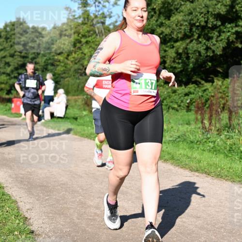 27.09.2026 - 35. Volkslauf durch das schöne Alstertal Dr. Thomas Lammeyer http://msf.ph/oto/10567315 27.09.2026 10:42:27 Laufen 137 meine-sportfotos.de