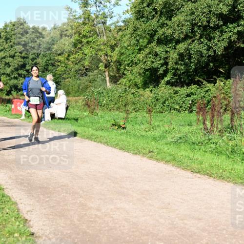 27.09.2026 - 35. Volkslauf durch das schöne Alstertal Dr. Thomas Lammeyer http://msf.ph/oto/10567393 27.09.2026 10:42:36 Laufen 4090, 4194 meine-sportfotos.de