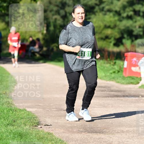 27.09.2026 - 35. Volkslauf durch das schöne Alstertal Dr. Thomas Lammeyer http://msf.ph/oto/10567519 27.09.2026 10:43:13 Laufen 4181 meine-sportfotos.de