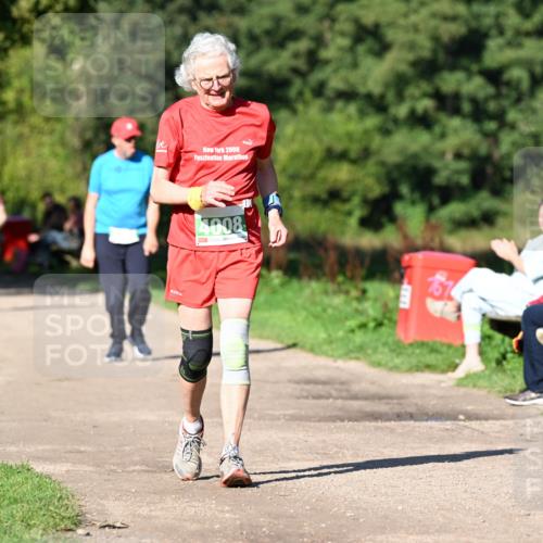 27.09.2026 - 35. Volkslauf durch das schöne Alstertal Dr. Thomas Lammeyer http://msf.ph/oto/10567577 27.09.2026 10:43:30 Laufen 2006, 4008 meine-sportfotos.de