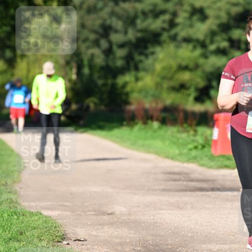 27.09.2026 - 35. Volkslauf durch das schöne Alstertal Dr. Thomas Lammeyer http://msf.ph/oto/10567602 27.09.2026 10:43:47 Laufen 4158 meine-sportfotos.de