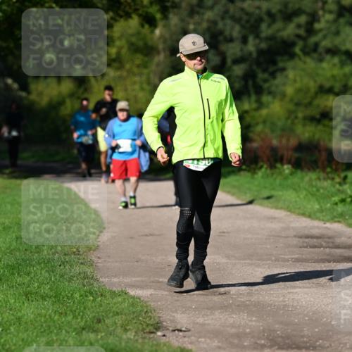 27.09.2026 - 35. Volkslauf durch das schöne Alstertal Dr. Thomas Lammeyer http://msf.ph/oto/10567603 27.09.2026 10:43:56 Laufen  meine-sportfotos.de