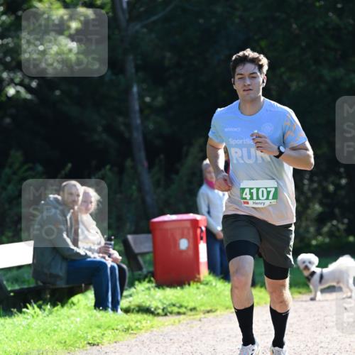 27.09.2026 - 35. Volkslauf durch das schöne Alstertal Dr. Thomas Lammeyer http://msf.ph/oto/10567646 27.09.2026 10:46:59 Laufen 4107 meine-sportfotos.de