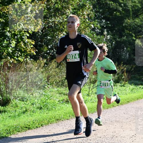 27.09.2026 - 35. Volkslauf durch das schöne Alstertal Dr. Thomas Lammeyer http://msf.ph/oto/10567697 27.09.2026 10:47:30 Laufen 4074, 4119 meine-sportfotos.de