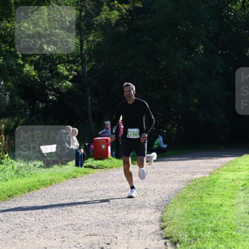 27.09.2026 - 35. Volkslauf durch das schöne Alstertal Dr. Thomas Lammeyer http://msf.ph/oto/10567727 27.09.2026 10:48:03 Laufen 4075 meine-sportfotos.de