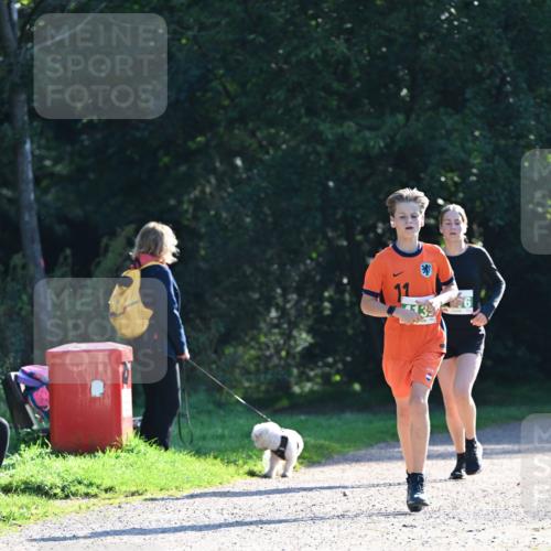 27.09.2026 - 35. Volkslauf durch das schöne Alstertal Dr. Thomas Lammeyer http://msf.ph/oto/10567844 27.09.2026 10:49:02 Laufen 11, 413, 6 meine-sportfotos.de