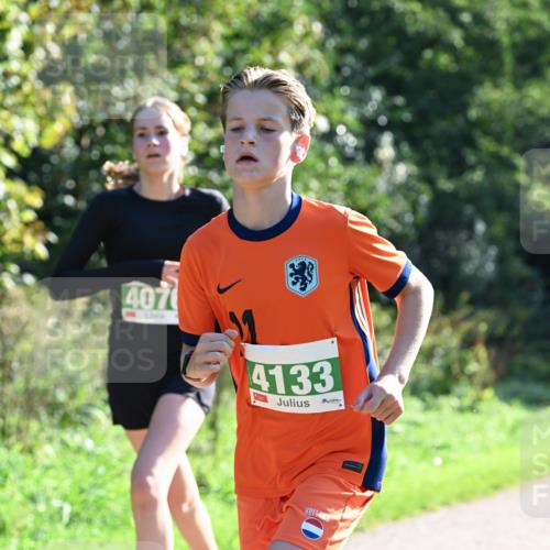 27.09.2026 - 35. Volkslauf durch das schöne Alstertal Dr. Thomas Lammeyer http://msf.ph/oto/10567871 27.09.2026 10:49:08 Laufen 407, 4133 meine-sportfotos.de