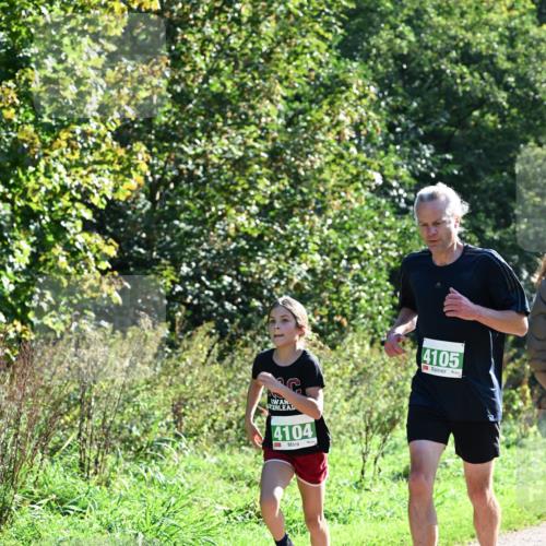 27.09.2026 - 35. Volkslauf durch das schöne Alstertal Dr. Thomas Lammeyer http://msf.ph/oto/10567894 27.09.2026 10:49:19 Laufen 4104, 4105 meine-sportfotos.de