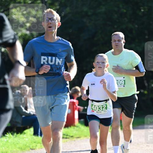 27.09.2026 - 35. Volkslauf durch das schöne Alstertal Dr. Thomas Lammeyer http://msf.ph/oto/10568050 27.09.2026 10:50:31 Laufen 2024, 4032, 09 meine-sportfotos.de