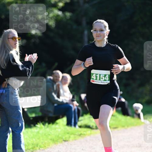 27.09.2026 - 35. Volkslauf durch das schöne Alstertal Dr. Thomas Lammeyer http://msf.ph/oto/10568085 27.09.2026 10:50:44 Laufen 4154 meine-sportfotos.de