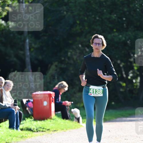 27.09.2026 - 35. Volkslauf durch das schöne Alstertal Dr. Thomas Lammeyer http://msf.ph/oto/10568121 27.09.2026 10:50:57 Laufen 4138 meine-sportfotos.de
