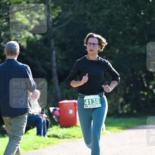 27.09.2026 - 35. Volkslauf durch das schöne Alstertal Dr. Thomas Lammeyer http://msf.ph/oto/10568130 27.09.2026 10:50:59 Laufen 4138 meine-sportfotos.de