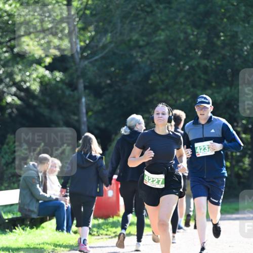 27.09.2026 - 35. Volkslauf durch das schöne Alstertal Dr. Thomas Lammeyer http://msf.ph/oto/10568173 27.09.2026 10:51:12 Laufen 4227, 4232 meine-sportfotos.de