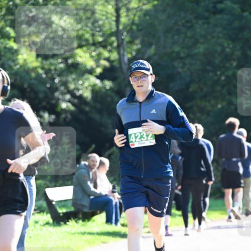 27.09.2026 - 35. Volkslauf durch das schöne Alstertal Dr. Thomas Lammeyer http://msf.ph/oto/10568185 27.09.2026 10:51:14 Laufen 4232 meine-sportfotos.de