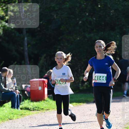 27.09.2026 - 35. Volkslauf durch das schöne Alstertal Dr. Thomas Lammeyer http://msf.ph/oto/10568233 27.09.2026 10:51:24 Laufen 4144, 4143 meine-sportfotos.de