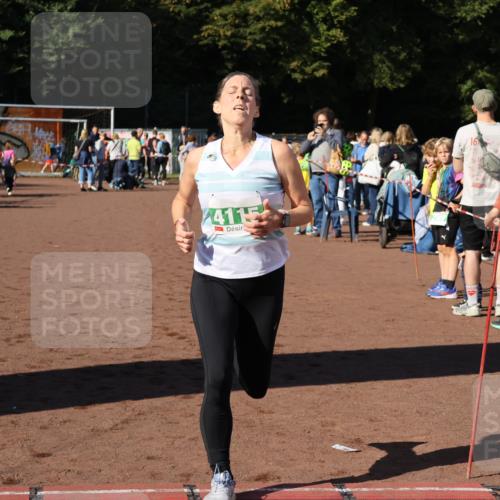 27.09.2026 - 35. Volkslauf durch das schöne Alstertal Strokosch-Dieckow http://msf.ph/oto/10568735 27.09.2026 11:01:02 Ziel 4042, 4115 meine-sportfotos.de