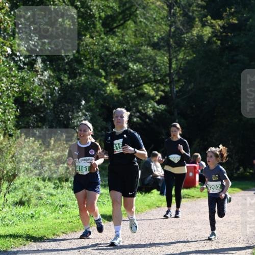 27.09.2026 - 35. Volkslauf durch das schöne Alstertal Dr. Thomas Lammeyer http://msf.ph/oto/10568778 27.09.2026 10:54:38 Laufen 4161, 416, 4095, 4202 meine-sportfotos.de