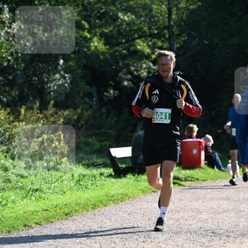 27.09.2026 - 35. Volkslauf durch das schöne Alstertal Dr. Thomas Lammeyer http://msf.ph/oto/10568846 27.09.2026 10:55:03 Laufen 4041 meine-sportfotos.de