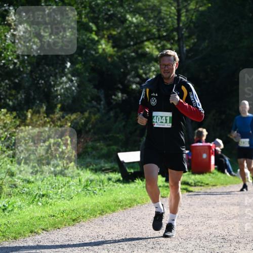 27.09.2026 - 35. Volkslauf durch das schöne Alstertal Dr. Thomas Lammeyer http://msf.ph/oto/10568847 27.09.2026 10:55:04 Laufen 4041 meine-sportfotos.de