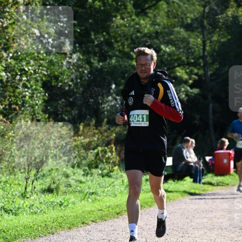 27.09.2026 - 35. Volkslauf durch das schöne Alstertal Dr. Thomas Lammeyer http://msf.ph/oto/10568856 27.09.2026 10:55:04 Laufen 4041 meine-sportfotos.de