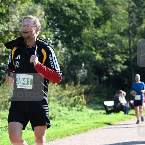 27.09.2026 - 35. Volkslauf durch das schöne Alstertal Dr. Thomas Lammeyer http://msf.ph/oto/10568869 27.09.2026 10:55:06 Laufen 4041 meine-sportfotos.de