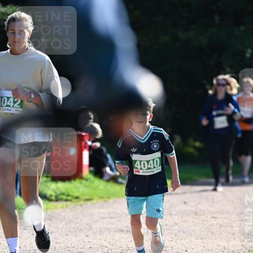 27.09.2026 - 35. Volkslauf durch das schöne Alstertal Dr. Thomas Lammeyer http://msf.ph/oto/10568928 27.09.2026 10:55:19 Laufen 1042, 4040 meine-sportfotos.de