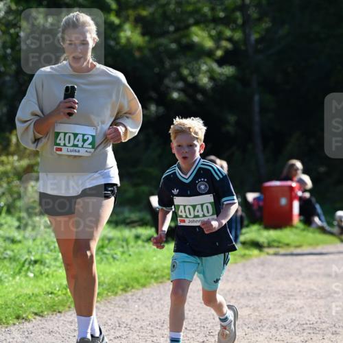 27.09.2026 - 35. Volkslauf durch das schöne Alstertal Dr. Thomas Lammeyer http://msf.ph/oto/10568933 27.09.2026 10:55:20 Laufen 4042, 4040 meine-sportfotos.de