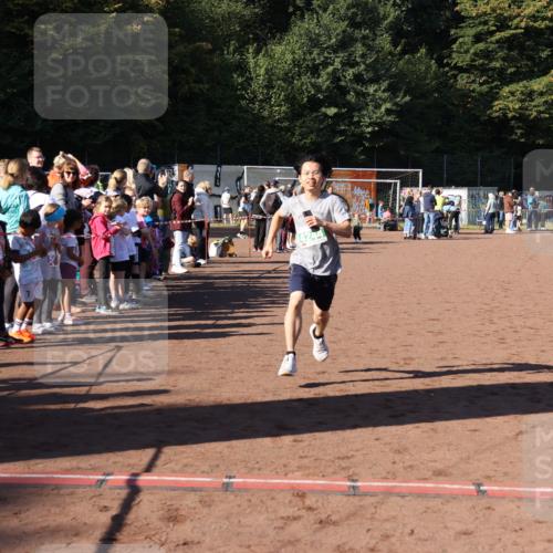 27.09.2026 - 35. Volkslauf durch das schöne Alstertal Strokosch-Dieckow http://msf.ph/oto/10568934 27.09.2026 11:00:07 Ziel 4244 meine-sportfotos.de