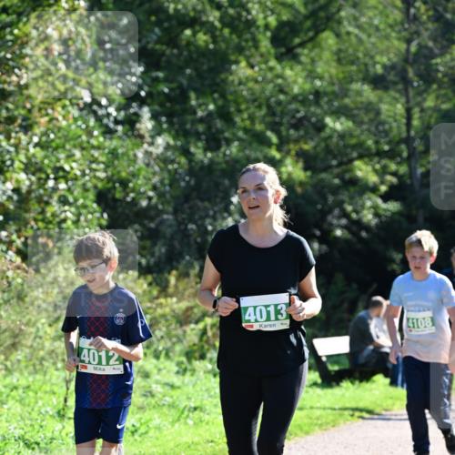 27.09.2026 - 35. Volkslauf durch das schöne Alstertal Dr. Thomas Lammeyer http://msf.ph/oto/10569066 27.09.2026 10:56:06 Laufen 4012, 4013, 4108 meine-sportfotos.de