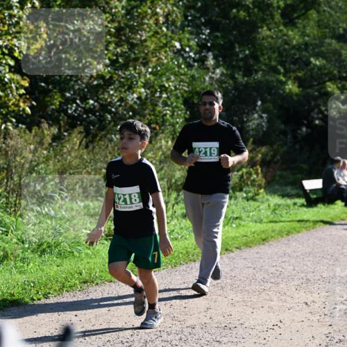 27.09.2026 - 35. Volkslauf durch das schöne Alstertal Dr. Thomas Lammeyer http://msf.ph/oto/10569158 27.09.2026 10:56:20 Laufen 4218, 4219 meine-sportfotos.de