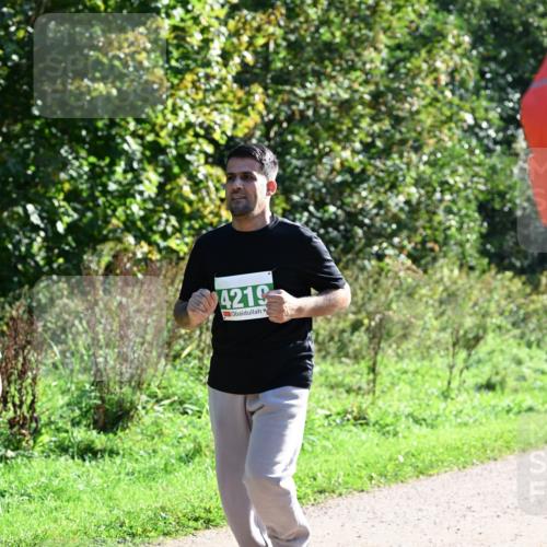 27.09.2026 - 35. Volkslauf durch das schöne Alstertal Dr. Thomas Lammeyer http://msf.ph/oto/10569160 27.09.2026 10:56:21 Laufen 4219 meine-sportfotos.de