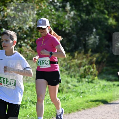 27.09.2026 - 35. Volkslauf durch das schöne Alstertal Dr. Thomas Lammeyer http://msf.ph/oto/10569215 27.09.2026 10:56:33 Laufen 4128, 4129 meine-sportfotos.de