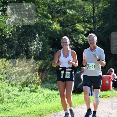 27.09.2026 - 35. Volkslauf durch das schöne Alstertal Dr. Thomas Lammeyer http://msf.ph/oto/10569239 27.09.2026 10:56:49 Laufen 4, 25, 4224, 1 meine-sportfotos.de