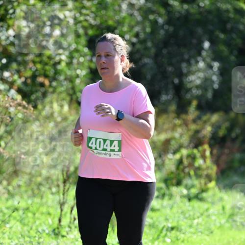 27.09.2026 - 35. Volkslauf durch das schöne Alstertal Dr. Thomas Lammeyer http://msf.ph/oto/10569357 27.09.2026 10:57:34 Laufen 4044 meine-sportfotos.de