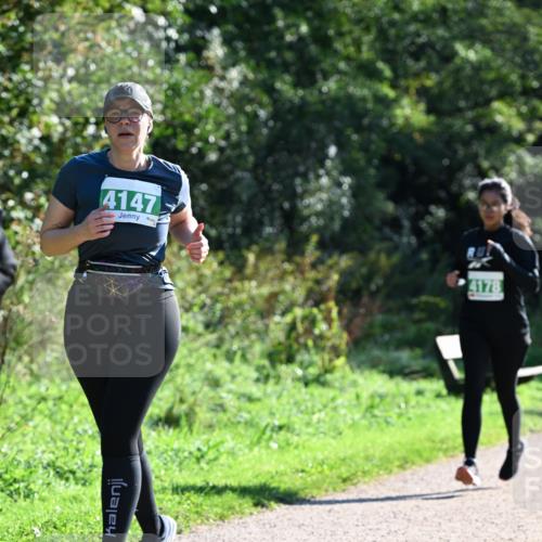 27.09.2026 - 35. Volkslauf durch das schöne Alstertal Dr. Thomas Lammeyer http://msf.ph/oto/10569437 27.09.2026 10:57:55 Laufen 4147, 4178 meine-sportfotos.de