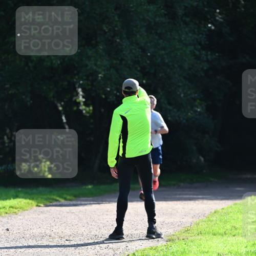 27.09.2026 - 35. Volkslauf durch das schöne Alstertal Dr. Thomas Lammeyer http://msf.ph/oto/10569891 27.09.2026 11:05:55 Laufen  meine-sportfotos.de