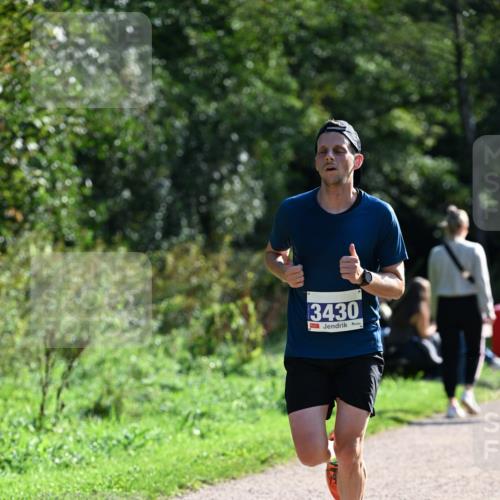 27.09.2026 - 35. Volkslauf durch das schöne Alstertal Dr. Thomas Lammeyer http://msf.ph/oto/10570096 27.09.2026 11:09:22 Laufen 3430 meine-sportfotos.de