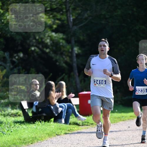 27.09.2026 - 35. Volkslauf durch das schöne Alstertal Dr. Thomas Lammeyer http://msf.ph/oto/10570131 27.09.2026 11:09:54 Laufen 2416, 3235 meine-sportfotos.de
