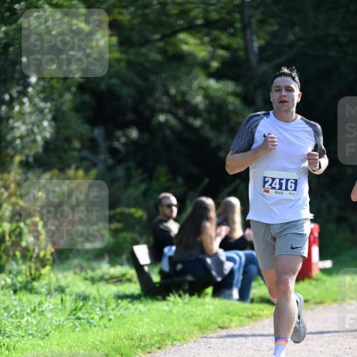 27.09.2026 - 35. Volkslauf durch das schöne Alstertal Dr. Thomas Lammeyer http://msf.ph/oto/10570135 27.09.2026 11:09:55 Laufen 2416 meine-sportfotos.de