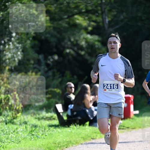 27.09.2026 - 35. Volkslauf durch das schöne Alstertal Dr. Thomas Lammeyer http://msf.ph/oto/10570136 27.09.2026 11:09:55 Laufen 2416 meine-sportfotos.de