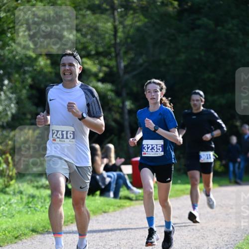 27.09.2026 - 35. Volkslauf durch das schöne Alstertal Dr. Thomas Lammeyer http://msf.ph/oto/10570138 27.09.2026 11:09:56 Laufen 2416, 3235 meine-sportfotos.de