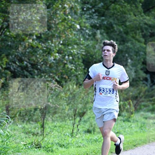 27.09.2026 - 35. Volkslauf durch das schöne Alstertal Dr. Thomas Lammeyer http://msf.ph/oto/10570197 27.09.2026 11:10:29 Laufen 24, 3353 meine-sportfotos.de