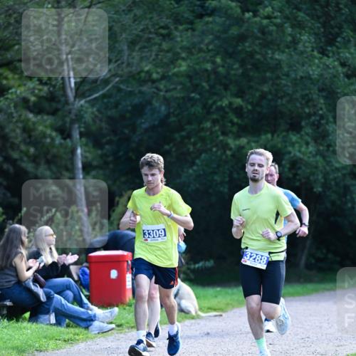 27.09.2026 - 35. Volkslauf durch das schöne Alstertal Dr. Thomas Lammeyer http://msf.ph/oto/10570273 27.09.2026 11:11:21 Laufen 3309, 3288 meine-sportfotos.de