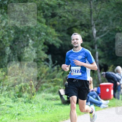 27.09.2026 - 35. Volkslauf durch das schöne Alstertal Dr. Thomas Lammeyer http://msf.ph/oto/10570357 27.09.2026 11:12:16 Laufen 3277 meine-sportfotos.de