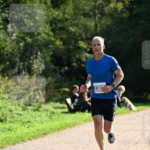 27.09.2026 - 35. Volkslauf durch das schöne Alstertal Dr. Thomas Lammeyer http://msf.ph/oto/10570378 27.09.2026 11:12:41 Laufen 330 meine-sportfotos.de