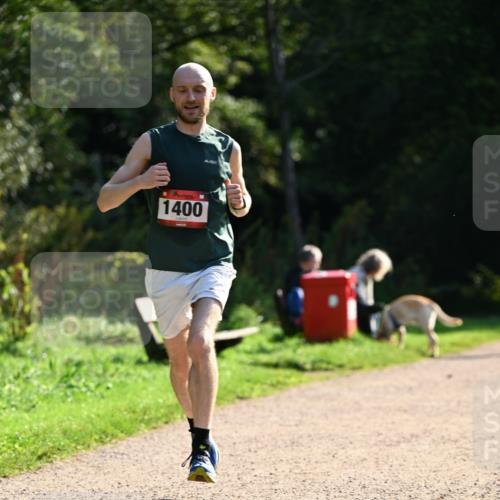 27.09.2026 - 35. Volkslauf durch das schöne Alstertal Dr. Thomas Lammeyer http://msf.ph/oto/10570559 27.09.2026 11:14:08 Laufen 1400 meine-sportfotos.de
