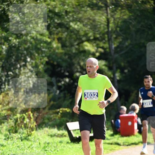 27.09.2026 - 35. Volkslauf durch das schöne Alstertal Dr. Thomas Lammeyer http://msf.ph/oto/10570643 27.09.2026 11:14:38 Laufen 3032 meine-sportfotos.de
