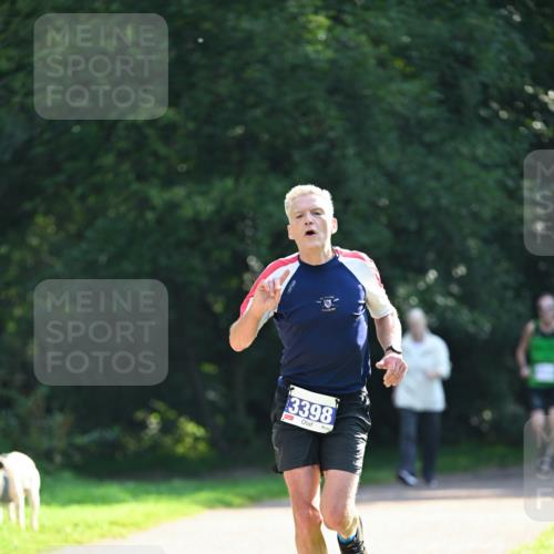 27.09.2026 - 35. Volkslauf durch das schöne Alstertal Dr. Thomas Lammeyer http://msf.ph/oto/10570841 27.09.2026 11:15:54 Laufen 3398 meine-sportfotos.de