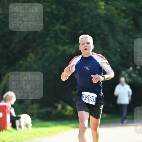 27.09.2026 - 35. Volkslauf durch das schöne Alstertal Dr. Thomas Lammeyer http://msf.ph/oto/10570846 27.09.2026 11:15:54 Laufen 3398 meine-sportfotos.de